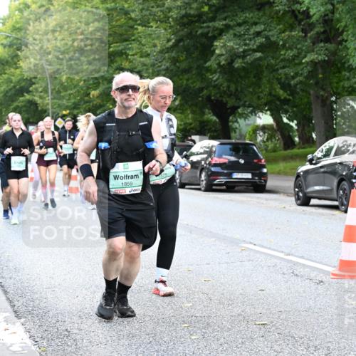 20.09.2026 - PSD Bank Halbmarathon Dr. Thomas Lammeyer http://msf.ph/oto/10513603 20.09.2026 11:08:38 Laufen 1859, 1375 meine-sportfotos.de