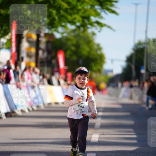 20.09.2026 - PSD Bank Halbmarathon LAZAROV Photography http://msf.ph/oto/10513661 20.09.2026 10:37:49 Laufen 331 meine-sportfotos.de