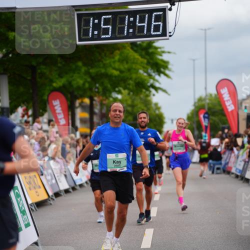 20.09.2026 - PSD Bank Halbmarathon LAZAROV Photography http://msf.ph/oto/10513662 20.09.2026 11:51:45 Ziel 1157, 1169, 1356, 2463, 2685, 2814, 3866, 4031, 4102, 4579, 4618 meine-sportfotos.de