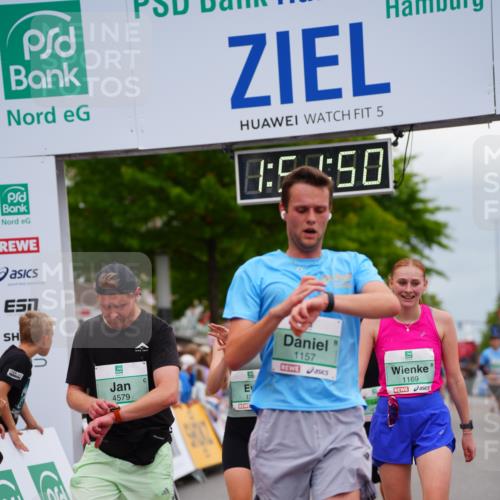 20.09.2026 - PSD Bank Halbmarathon LAZAROV Photography http://msf.ph/oto/10513821 20.09.2026 11:51:50 Ziel 1157, 1169, 1356, 2463, 2503, 2685, 3074, 4031, 4102, 4579, 4737 meine-sportfotos.de