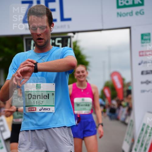 20.09.2026 - PSD Bank Halbmarathon LAZAROV Photography http://msf.ph/oto/10513846 20.09.2026 11:51:51 Ziel 1157, 1169, 1356, 2463, 2503, 2685, 3074, 4031, 4102, 4579, 4737 meine-sportfotos.de