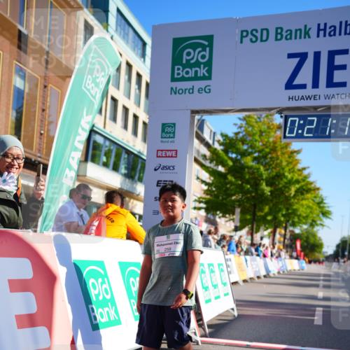 20.09.2026 - PSD Bank Halbmarathon LAZAROV Photography http://msf.ph/oto/10513953 20.09.2026 10:40:43 Laufen 0, 28, 8, 259 meine-sportfotos.de