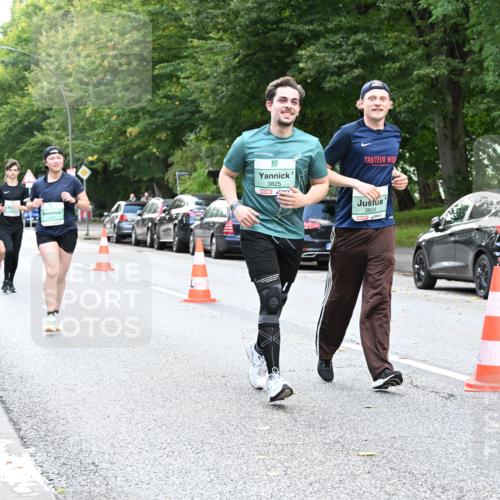 20.09.2026 - PSD Bank Halbmarathon Dr. Thomas Lammeyer http://msf.ph/oto/10514018 20.09.2026 11:08:51 Laufen 3825, 3824 meine-sportfotos.de
