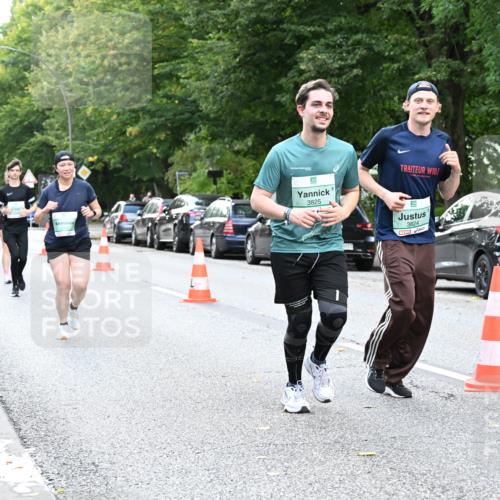 20.09.2026 - PSD Bank Halbmarathon Dr. Thomas Lammeyer http://msf.ph/oto/10514028 20.09.2026 11:08:52 Laufen 3825, 3824 meine-sportfotos.de