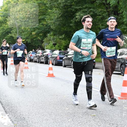 20.09.2026 - PSD Bank Halbmarathon Dr. Thomas Lammeyer http://msf.ph/oto/10514032 20.09.2026 11:08:52 Laufen 3825, 3824 meine-sportfotos.de