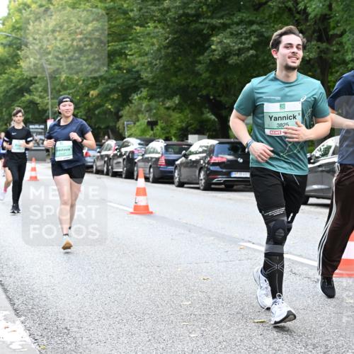 20.09.2026 - PSD Bank Halbmarathon Dr. Thomas Lammeyer http://msf.ph/oto/10514046 20.09.2026 11:08:52 Laufen 3825, 2937, 3824 meine-sportfotos.de
