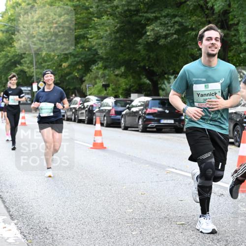 20.09.2026 - PSD Bank Halbmarathon Dr. Thomas Lammeyer http://msf.ph/oto/10514050 20.09.2026 11:08:52 Laufen 3805, 3824 meine-sportfotos.de
