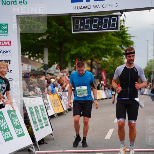 20.09.2026 - PSD Bank Halbmarathon LAZAROV Photography http://msf.ph/oto/10514087 20.09.2026 11:52:07 Ziel 2830, 3049, 3327 meine-sportfotos.de
