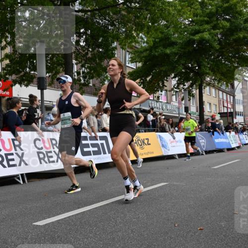 20.09.2026 - PSD Bank Halbmarathon J. Mangold http://msf.ph/oto/10514202 20.09.2026 11:40:49 Ziel 2227, 2474, 2506, 2822, 2829 meine-sportfotos.de