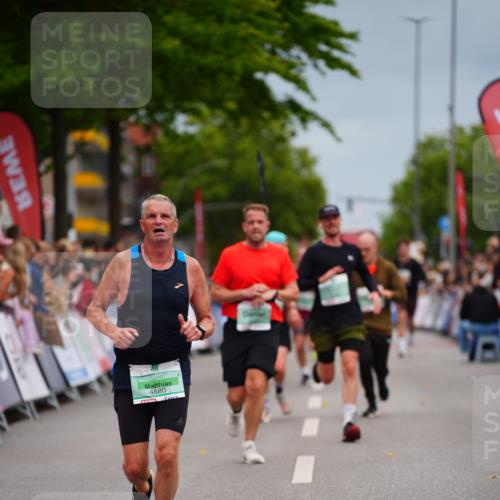 20.09.2026 - PSD Bank Halbmarathon LAZAROV Photography http://msf.ph/oto/10514206 20.09.2026 11:52:15 Ziel 2830, 3049, 3737, 4680, 4789 meine-sportfotos.de