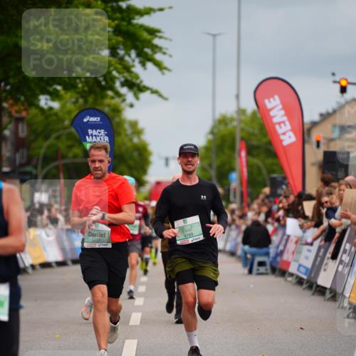 20.09.2026 - PSD Bank Halbmarathon LAZAROV Photography http://msf.ph/oto/10514260 20.09.2026 11:52:16 Ziel 3049, 3737, 4680, 4789 meine-sportfotos.de