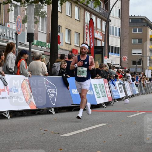 20.09.2026 - PSD Bank Halbmarathon J. Mangold http://msf.ph/oto/10514422 20.09.2026 11:41:30 Ziel 3306, 3743, 4012 meine-sportfotos.de