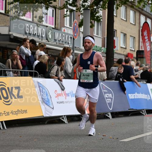 20.09.2026 - PSD Bank Halbmarathon J. Mangold http://msf.ph/oto/10514438 20.09.2026 11:41:30 Ziel 3306, 3743, 4012 meine-sportfotos.de