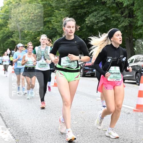 20.09.2026 - PSD Bank Halbmarathon Dr. Thomas Lammeyer http://msf.ph/oto/10514454 20.09.2026 11:09:06 Laufen 4304, 1154, 2511 meine-sportfotos.de