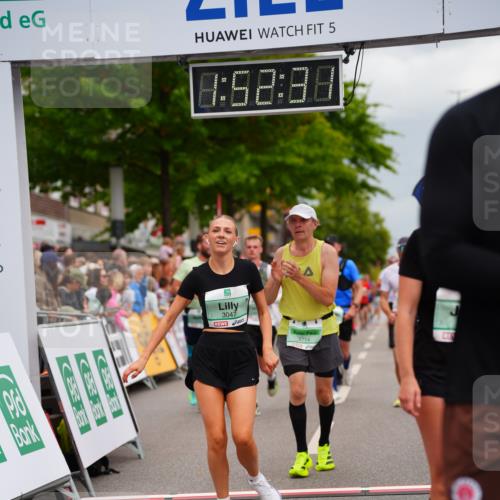 20.09.2026 - PSD Bank Halbmarathon LAZAROV Photography http://msf.ph/oto/10514509 20.09.2026 11:52:30 Ziel 1130, 1152, 1196, 1254, 1732, 1889, 3042, 3047, 3512, 3664, 4539, 4609, 4714 meine-sportfotos.de