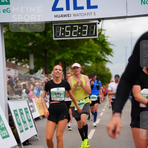 20.09.2026 - PSD Bank Halbmarathon LAZAROV Photography http://msf.ph/oto/10514535 20.09.2026 11:52:30 Ziel 1130, 1152, 1196, 1254, 1732, 1889, 3042, 3047, 3512, 3664, 4539, 4609, 4714 meine-sportfotos.de