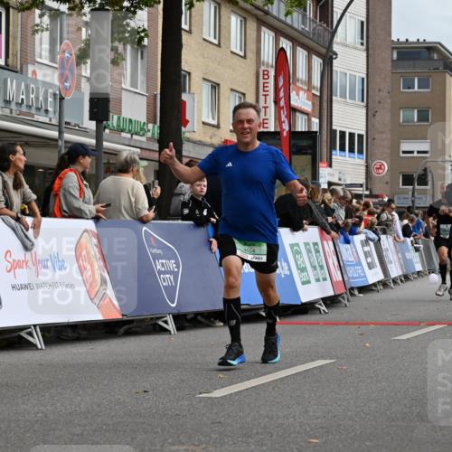 20.09.2026 - PSD Bank Halbmarathon J. Mangold http://msf.ph/oto/10514574 20.09.2026 11:41:53 Ziel 1852, 2069, 2267, 2981, 3608, 4654 meine-sportfotos.de