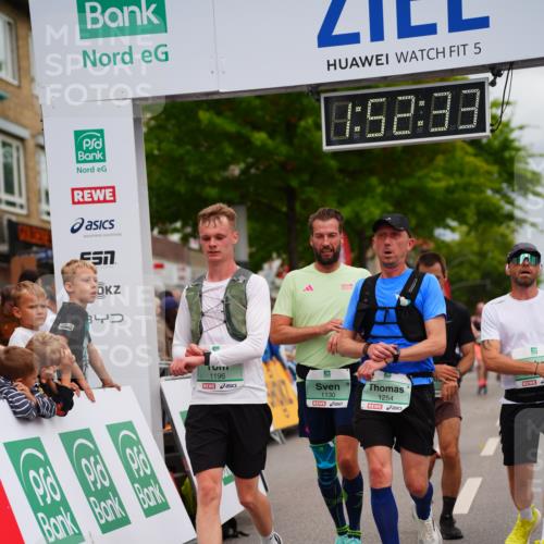 20.09.2026 - PSD Bank Halbmarathon LAZAROV Photography http://msf.ph/oto/10514602 20.09.2026 11:52:33 Ziel 1130, 1152, 1196, 1254, 1732, 1889, 3047, 3512, 3664, 4071, 4609, 4714, 4768 meine-sportfotos.de