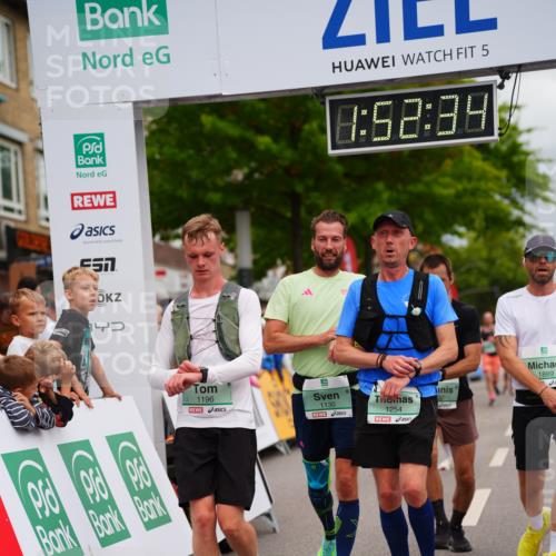 20.09.2026 - PSD Bank Halbmarathon LAZAROV Photography http://msf.ph/oto/10514610 20.09.2026 11:52:33 Ziel 1130, 1152, 1196, 1254, 1732, 1889, 3047, 3512, 3664, 4071, 4609, 4714, 4768 meine-sportfotos.de