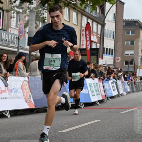 20.09.2026 - PSD Bank Halbmarathon J. Mangold http://msf.ph/oto/10514627 20.09.2026 11:41:55 Ziel 1852, 2069, 2267, 2981, 3608, 4654 meine-sportfotos.de