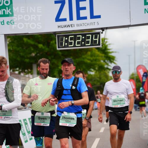 20.09.2026 - PSD Bank Halbmarathon LAZAROV Photography http://msf.ph/oto/10514629 20.09.2026 11:52:34 Ziel 1130, 1152, 1196, 1254, 1732, 1853, 1889, 3047, 3512, 3664, 4071, 4609, 4714, 4768 meine-sportfotos.de