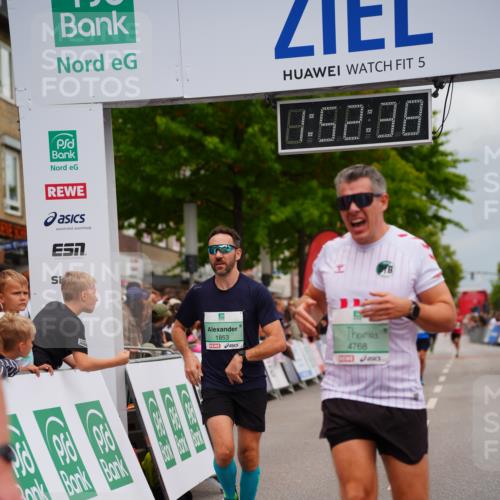 20.09.2026 - PSD Bank Halbmarathon LAZAROV Photography http://msf.ph/oto/10514709 20.09.2026 11:52:38 Ziel 1130, 1196, 1254, 1732, 1853, 1889, 3047, 3515, 4071, 4714, 4768 meine-sportfotos.de