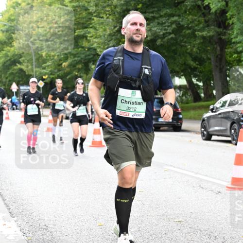 20.09.2026 - PSD Bank Halbmarathon Dr. Thomas Lammeyer http://msf.ph/oto/10514929 20.09.2026 11:09:24 Laufen 3212 meine-sportfotos.de