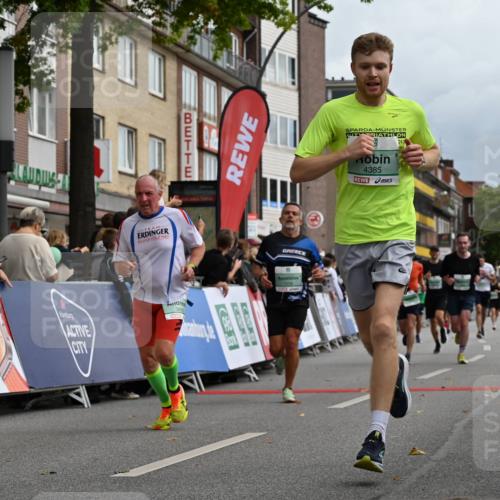 20.09.2026 - PSD Bank Halbmarathon J. Mangold http://msf.ph/oto/10514941 20.09.2026 11:42:36 Ziel 1258, 1888, 2241, 3892, 4251, 4294, 4385, 4634, 4760 meine-sportfotos.de