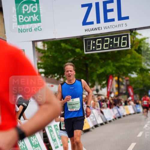 20.09.2026 - PSD Bank Halbmarathon LAZAROV Photography http://msf.ph/oto/10515343 20.09.2026 11:52:45 Ziel 1853, 2028, 2113, 3227, 3515, 4768 meine-sportfotos.de