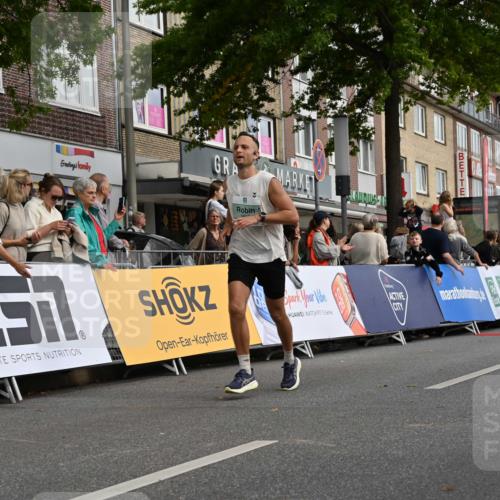 20.09.2026 - PSD Bank Halbmarathon J. Mangold http://msf.ph/oto/10515386 20.09.2026 11:43:40 Ziel 1431, 1493, 1553, 2211, 3117, 3662, 4220, 4529, 4787 meine-sportfotos.de