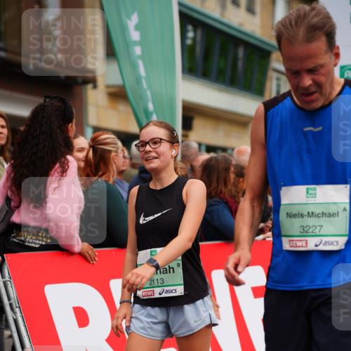 20.09.2026 - PSD Bank Halbmarathon LAZAROV Photography http://msf.ph/oto/10515408 20.09.2026 11:52:48 Ziel 2028, 2113, 3227, 3515, 4230 meine-sportfotos.de