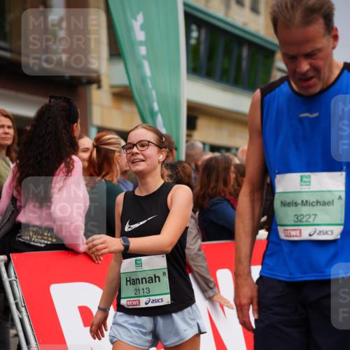 20.09.2026 - PSD Bank Halbmarathon LAZAROV Photography http://msf.ph/oto/10515416 20.09.2026 11:52:48 Ziel 2028, 2113, 3227, 3515, 4230 meine-sportfotos.de