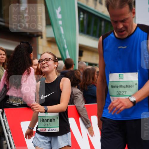 20.09.2026 - PSD Bank Halbmarathon LAZAROV Photography http://msf.ph/oto/10515422 20.09.2026 11:52:48 Ziel 2028, 2113, 3227, 3515, 4230 meine-sportfotos.de
