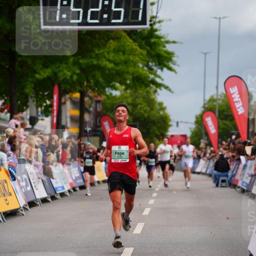 20.09.2026 - PSD Bank Halbmarathon LAZAROV Photography http://msf.ph/oto/10515444 20.09.2026 11:52:50 Ziel 2028, 2113, 3227, 3515, 4230 meine-sportfotos.de