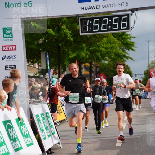 20.09.2026 - PSD Bank Halbmarathon LAZAROV Photography http://msf.ph/oto/10515567 20.09.2026 11:52:56 Ziel 1365, 2528, 3018, 3050, 4020, 4230, 4451, 4757 meine-sportfotos.de