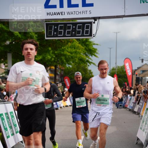 20.09.2026 - PSD Bank Halbmarathon LAZAROV Photography http://msf.ph/oto/10515625 20.09.2026 11:52:58 Ziel 1365, 2528, 3018, 3050, 4020, 4230, 4451, 4757 meine-sportfotos.de