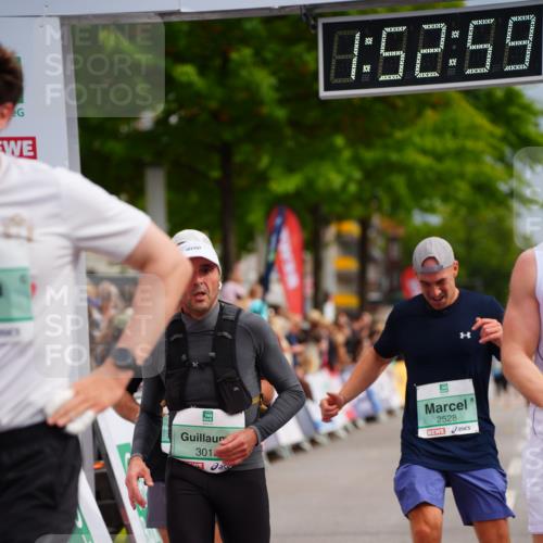 20.09.2026 - PSD Bank Halbmarathon LAZAROV Photography http://msf.ph/oto/10515642 20.09.2026 11:52:59 Ziel 1365, 2528, 3018, 3050, 4020, 4230, 4451, 4757 meine-sportfotos.de