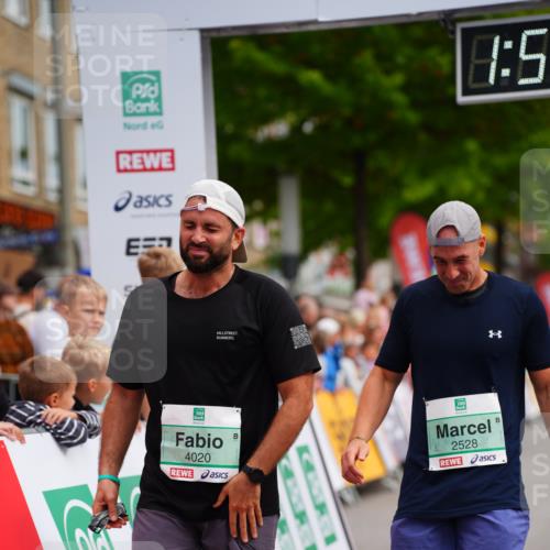 20.09.2026 - PSD Bank Halbmarathon LAZAROV Photography http://msf.ph/oto/10515685 20.09.2026 11:53:00 Ziel 1365, 2528, 3018, 3050, 3505, 4020, 4230, 4451, 4757 meine-sportfotos.de