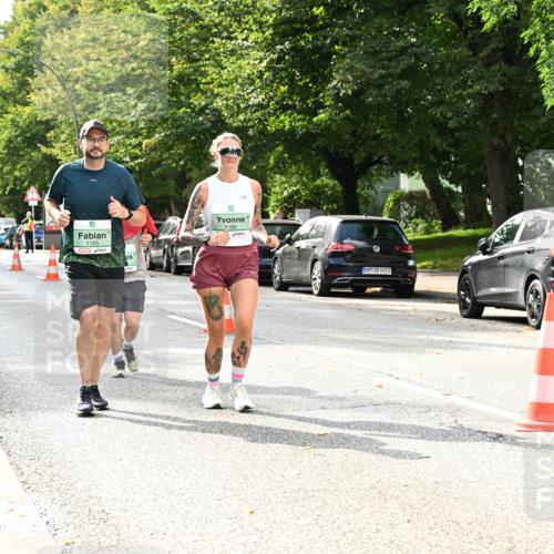 20.09.2026 - PSD Bank Halbmarathon Dr. Thomas Lammeyer http://msf.ph/oto/10515723 20.09.2026 11:10:26 Laufen 1165, 1166, 4683 meine-sportfotos.de