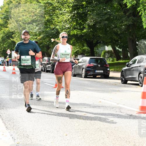 20.09.2026 - PSD Bank Halbmarathon Dr. Thomas Lammeyer http://msf.ph/oto/10515728 20.09.2026 11:10:26 Laufen 1165, 1166, 4683 meine-sportfotos.de
