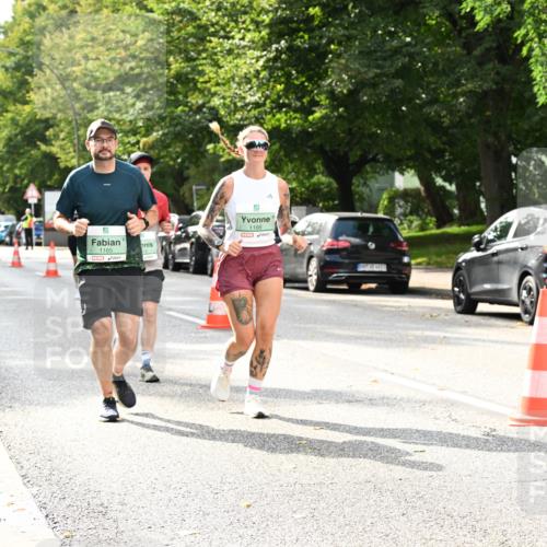 20.09.2026 - PSD Bank Halbmarathon Dr. Thomas Lammeyer http://msf.ph/oto/10515730 20.09.2026 11:10:26 Laufen 1165, 1166 meine-sportfotos.de