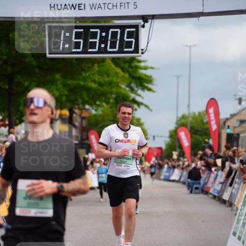 20.09.2026 - PSD Bank Halbmarathon LAZAROV Photography http://msf.ph/oto/10515734 20.09.2026 11:53:05 Ziel 1365, 2528, 3018, 3041, 3050, 3505, 4020, 4757 meine-sportfotos.de