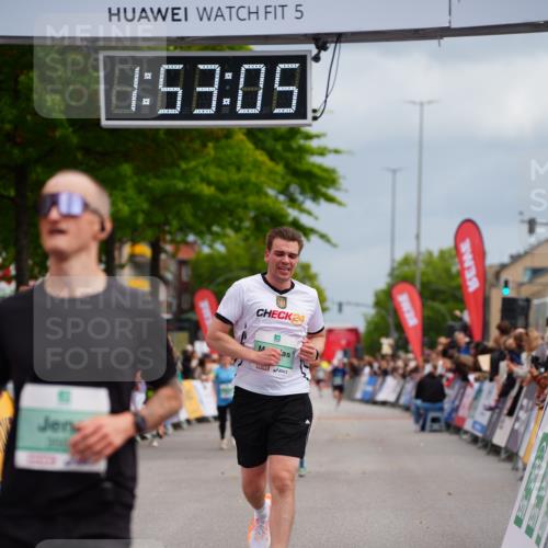 20.09.2026 - PSD Bank Halbmarathon LAZAROV Photography http://msf.ph/oto/10515740 20.09.2026 11:53:05 Ziel 1365, 2528, 3018, 3041, 3050, 3505, 4020, 4757 meine-sportfotos.de