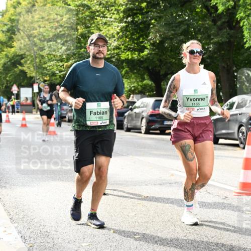 20.09.2026 - PSD Bank Halbmarathon Dr. Thomas Lammeyer http://msf.ph/oto/10515766 20.09.2026 11:10:28 Laufen 1165, 1166 meine-sportfotos.de