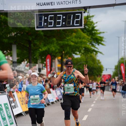 20.09.2026 - PSD Bank Halbmarathon LAZAROV Photography http://msf.ph/oto/10515826 20.09.2026 11:53:11 Ziel 1666, 2870, 3041, 3371, 3505, 4624 meine-sportfotos.de