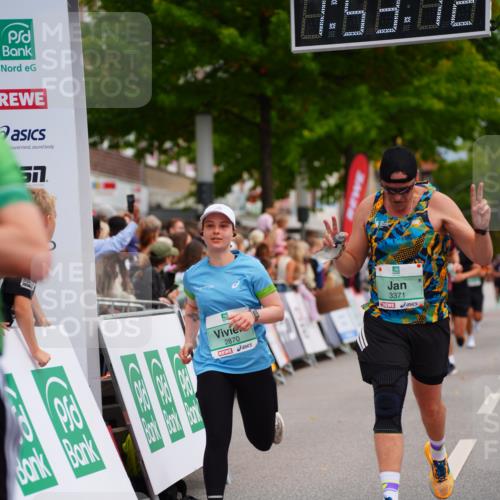 20.09.2026 - PSD Bank Halbmarathon LAZAROV Photography http://msf.ph/oto/10515850 20.09.2026 11:53:12 Ziel 1666, 2286, 2870, 3041, 3371, 3505, 4624 meine-sportfotos.de