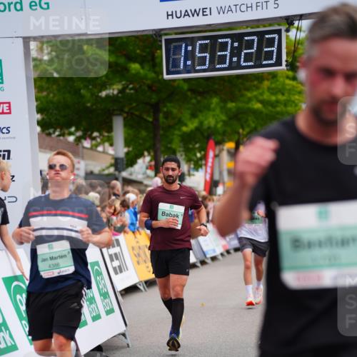 20.09.2026 - PSD Bank Halbmarathon LAZAROV Photography http://msf.ph/oto/10516093 20.09.2026 11:53:22 Ziel 1012, 1046, 1666, 1701, 2106, 2286, 2650, 4386, 4507 meine-sportfotos.de