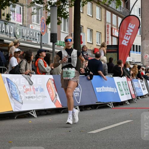 20.09.2026 - PSD Bank Halbmarathon J. Mangold http://msf.ph/oto/10516111 20.09.2026 11:44:35 Ziel 1081, 1083, 1771, 2593, 2708, 3319, 3506, 3706 meine-sportfotos.de