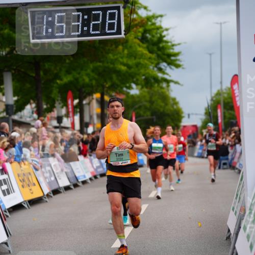 20.09.2026 - PSD Bank Halbmarathon LAZAROV Photography http://msf.ph/oto/10516167 20.09.2026 11:53:27 Ziel 1012, 1046, 1528, 1701, 2106, 2270, 2650, 3154, 3376, 4386 meine-sportfotos.de