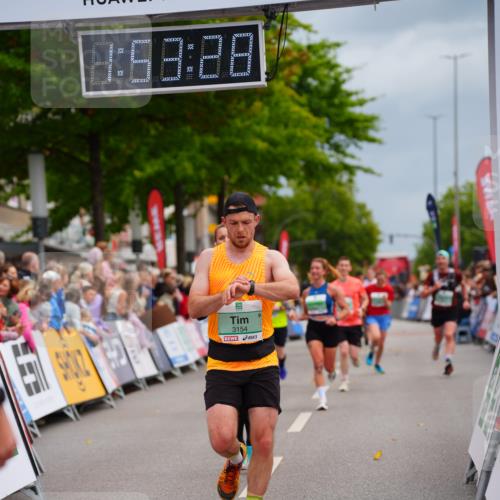 20.09.2026 - PSD Bank Halbmarathon LAZAROV Photography http://msf.ph/oto/10516189 20.09.2026 11:53:28 Ziel 1012, 1046, 1528, 1701, 2106, 2270, 2350, 2650, 3154, 3376, 3867, 4386 meine-sportfotos.de